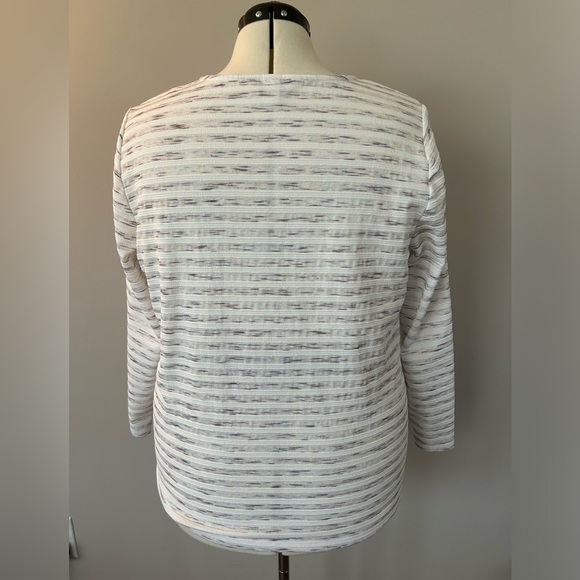 CJ Banks Long Sleeved Top - Picture 4 of 6